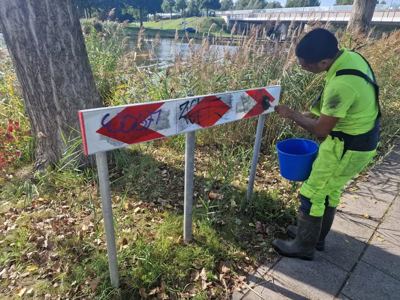 Je bekijkt nu Graffiti verwijderen gemeente Almere