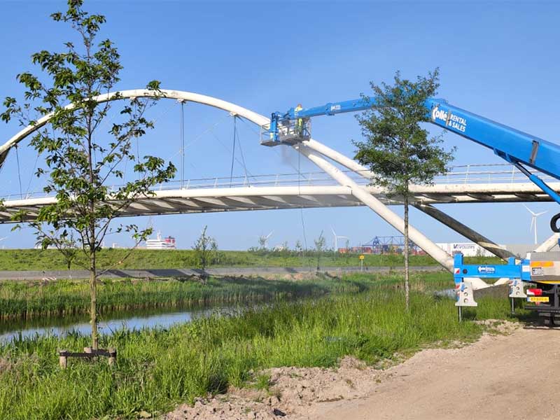 Je bekijkt nu Reinigen brug gemeente Zaanstad